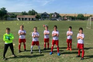 Vinde gogosi umplute cu ce vreti: Viitorul la Turnu Magurele: Punem accent pe tinerii goniti din oras – comentariul zilei