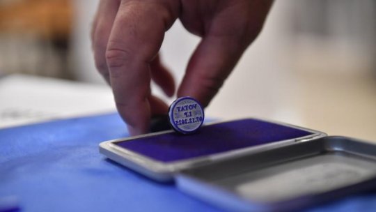 București: Prezența la urne, la ora 13.00, se apropie de 13%