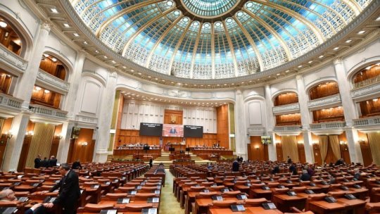 Moţiunea de cenzură intitulată “România nu este de vânzare, fără progresişti la guvernare” va fi prezentată în parlament