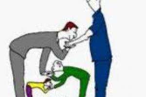 Servilism exista  pe toate palierele societatii romanesti.