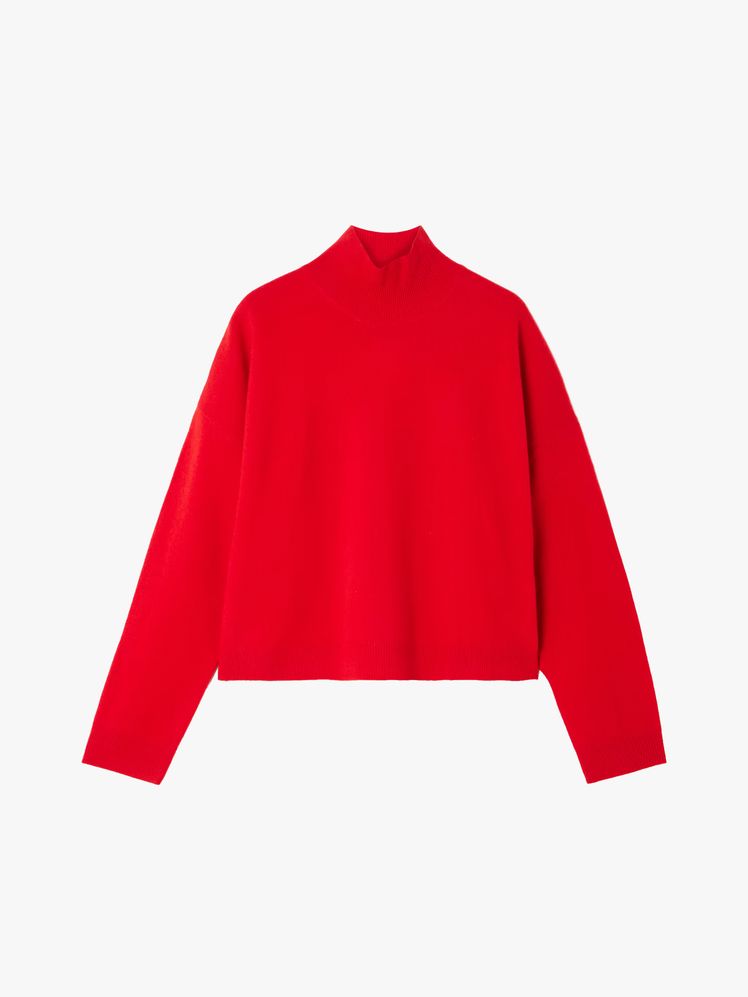 13-7 Image may contain: Clothing, Long Sleeve, Sleeve, Knitwear, Sweater, Sweatshirt, and Coat