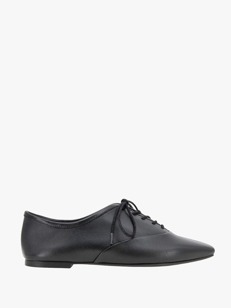 14-6 Image may contain: Clothing, Footwear, Shoe, and Sneaker