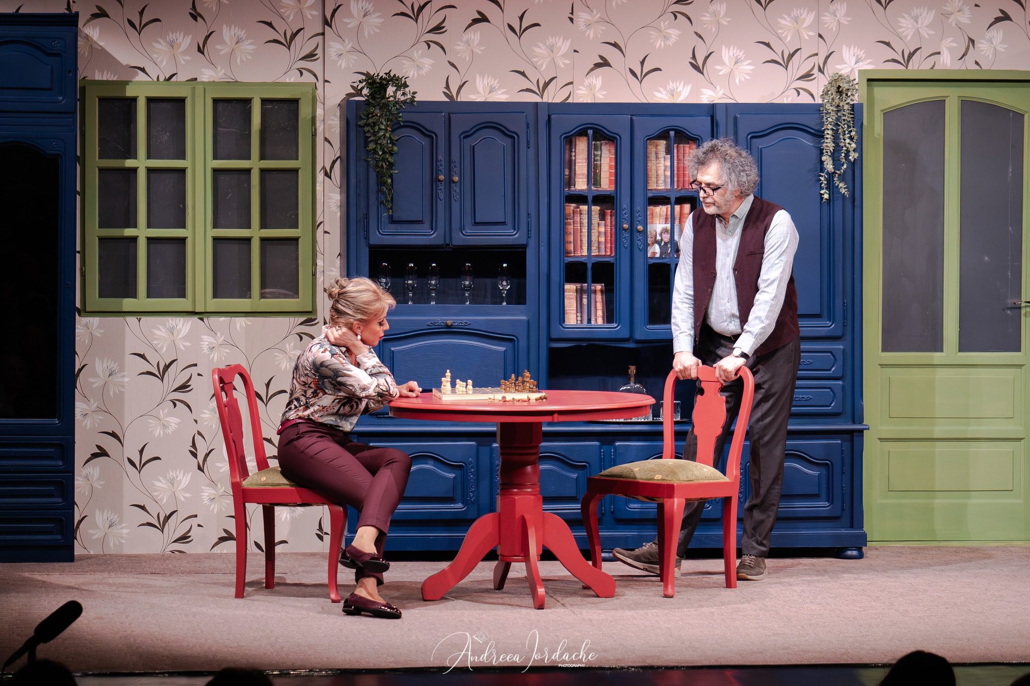 Teatrul George Ciprian: 𝐖𝐄𝐄𝐊𝐄𝐍𝐃 𝐃𝐄 𝐀𝐃𝐈𝐎 de William Douglas Home