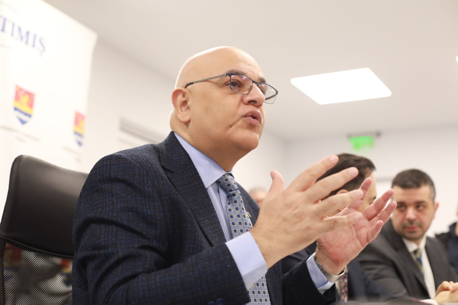 Raed Arafat cere Parlamentului să limiteze accesul copiilor sub 16 ani la rețelele sociale