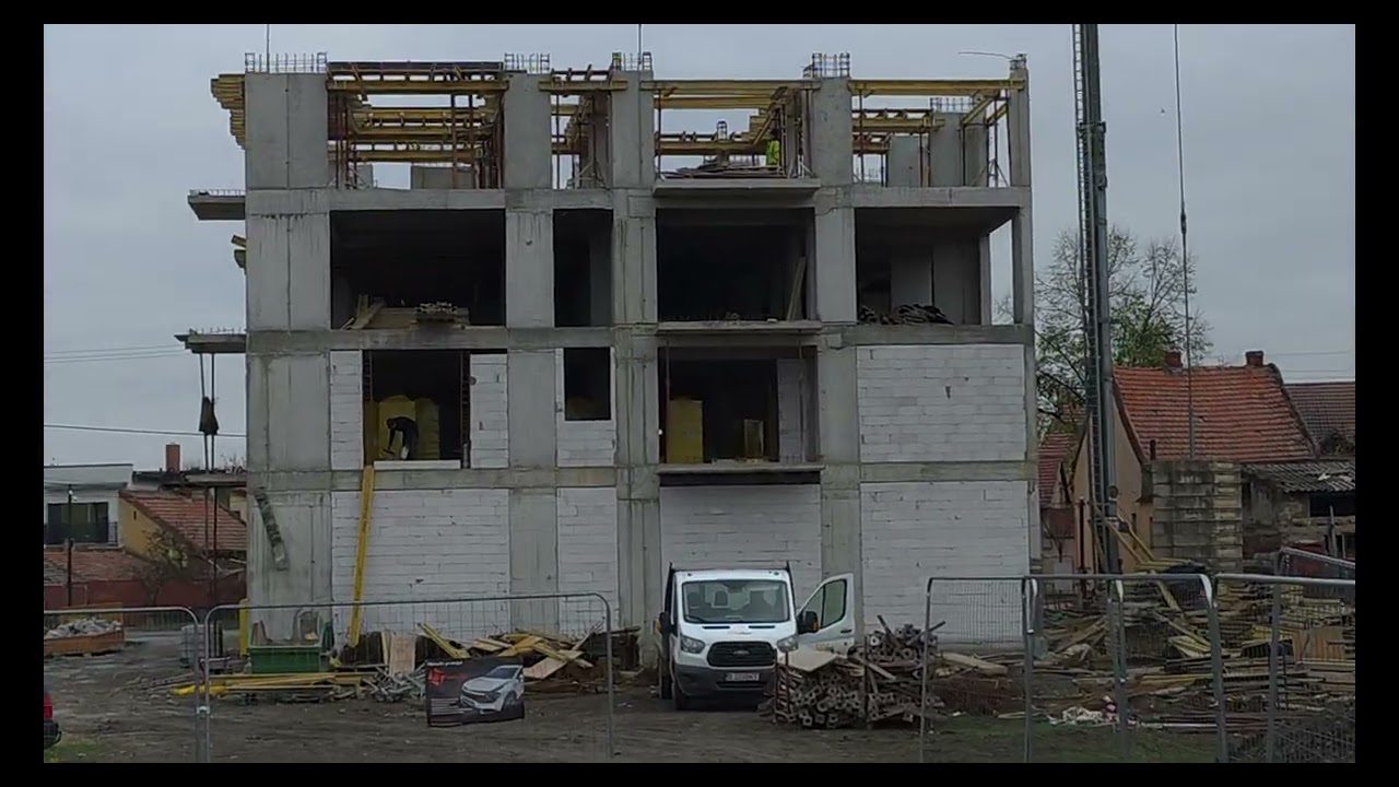 Cum a ajuns firma lui Gabriel Almăjan să primească două autorizații pe același teren, fără PUD