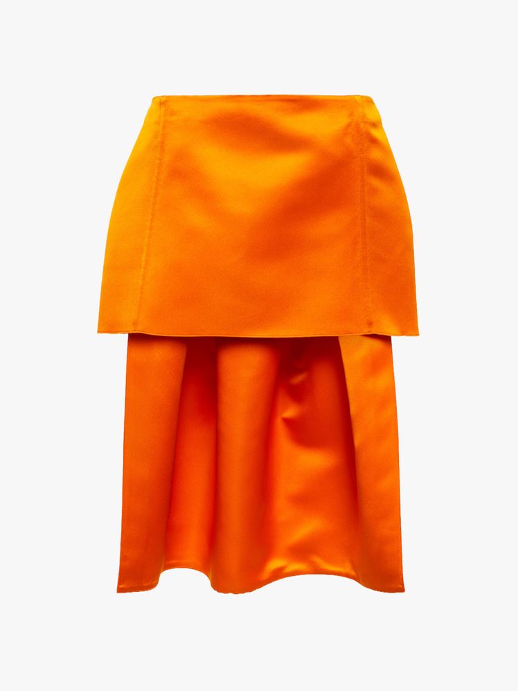 47-1 Image may contain: Clothing, Skirt, and Miniskirt