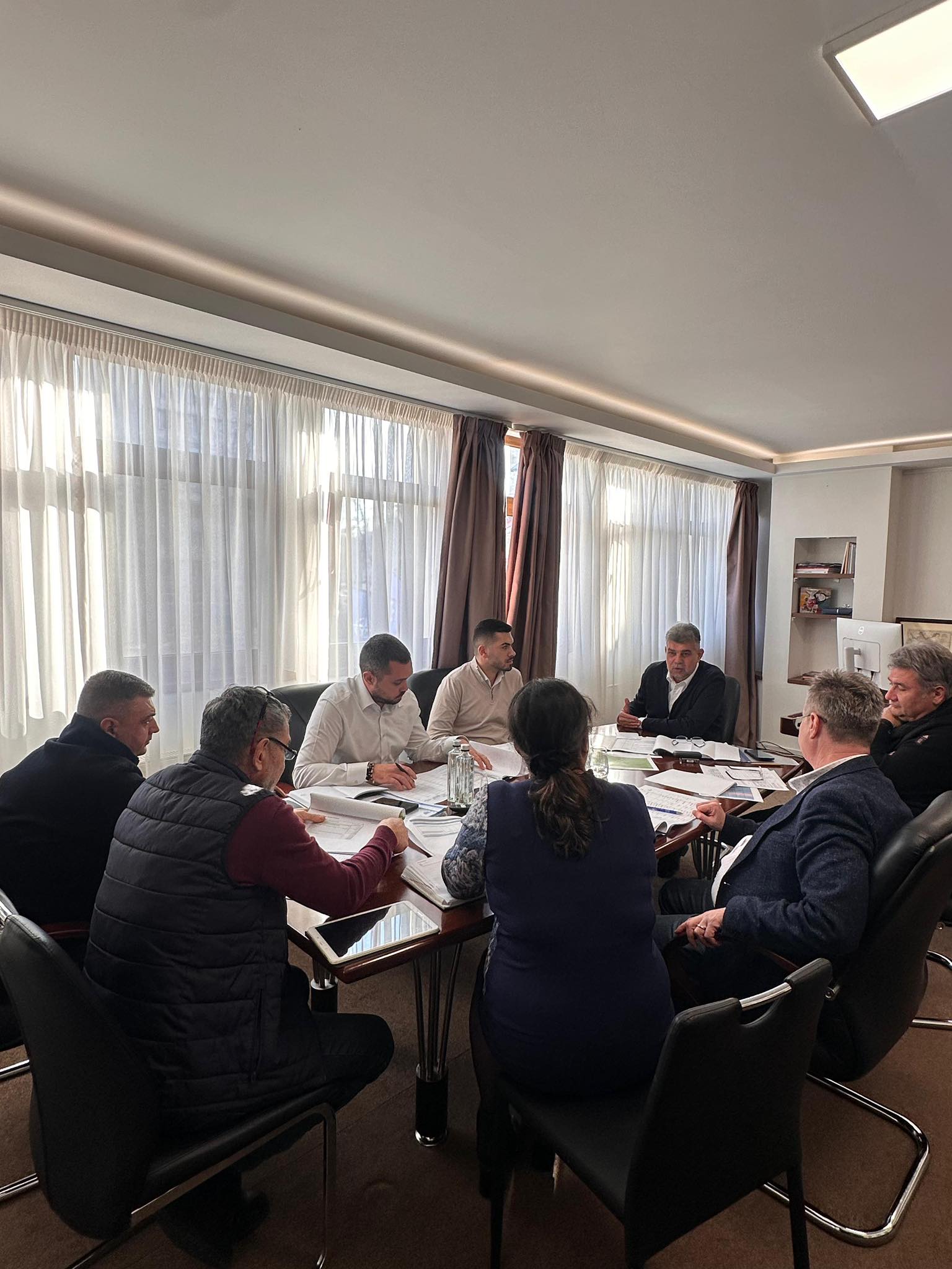 Marcel Ciolacu: 2026 trebuie construit cu seriozitate, cu decizii asumate și cu o bună coordonare între toate structurile Consiliului Județean