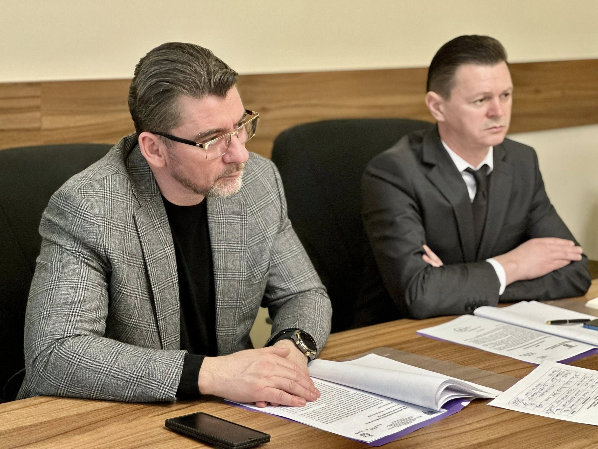 Seniorii suceveni au transmis Prefecturii propuneri pentru îmbunătățirea condițiilor de viață și pentru facilitarea accesului la servicii sociale și medicale (foto)