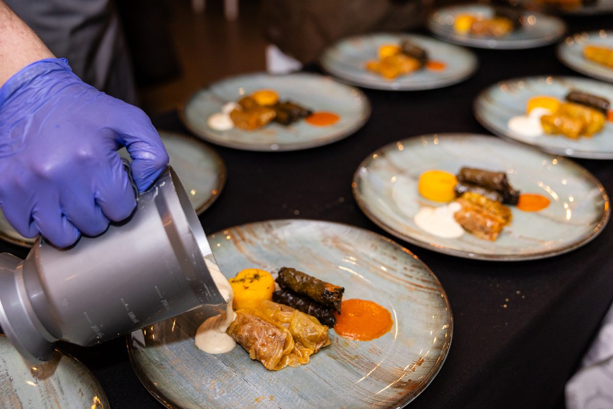 „Mica Unire în bucate”, organizată de Amintiri Gustoase. Pe 24 ianuarie, la primul eveniment gastronomic al anului, a fost împletită cea mai mare cobză de cetină din România, destinată afumării păstrăvului