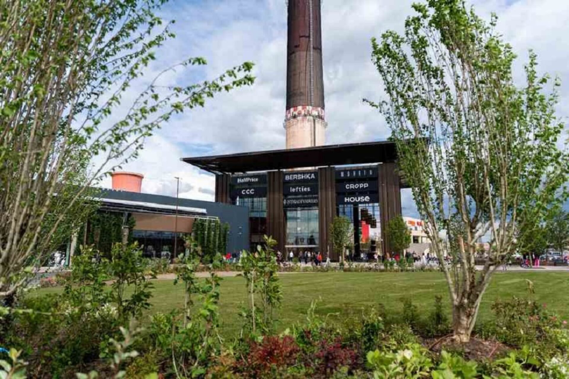 30 de cupluri pot intra în cursa pentru un city break la Roma, competiție lansată de Iulius Mall Suceava