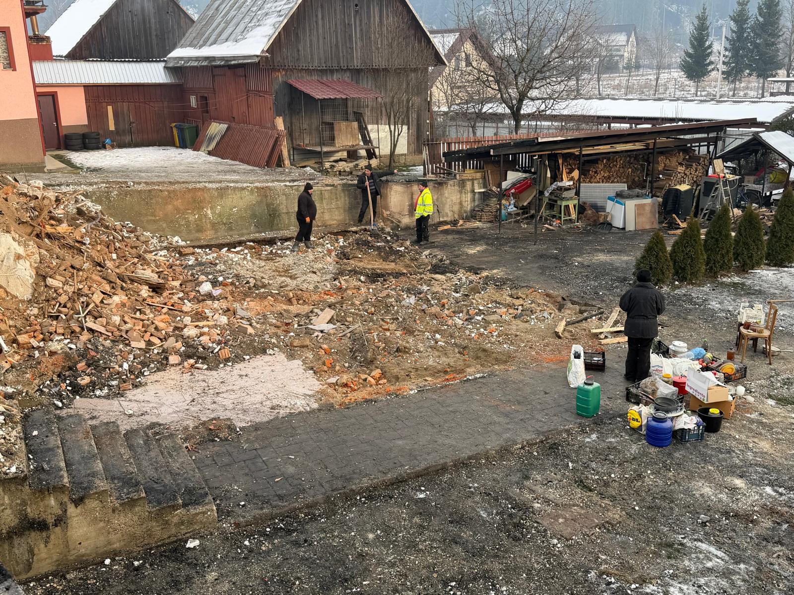 Reconstrucția locuinței familiei Brânză din localitatea Putna