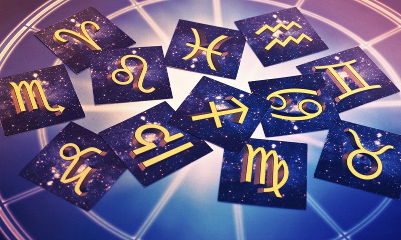 Horoscop 28 ianuarie 2026. Taurii iau inițiativa, iar Vărsătorii sunt înconjurați de prieteni