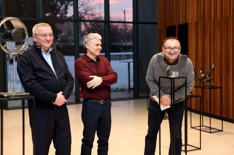 Muzeul Apei din Timisoara: Vernisajul expozitiei de sculptura a artistului plastic Bogdan Nueleanu – IMPACTPRESS