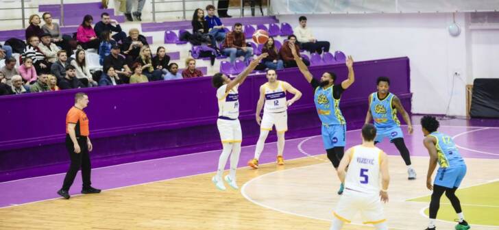 SCM Timișoara, neînvinsă acasă în ianuarie, în Liga Națională de baschet. Echipa alb-violetă a trecut și de CSU Sibiu