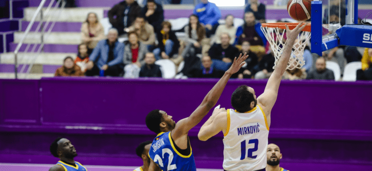 Timișoara primește Sibiul într-o rundă intermediară. Este prima echipă căreia bănățenii i-au dat peste 100 de puncte în acest sezon