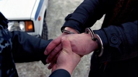 Un sofer beat din Recas, fara permis de conducere, a fost arestat preventiv dupa ce a lovit un biciclist si a parasit locul accidentului