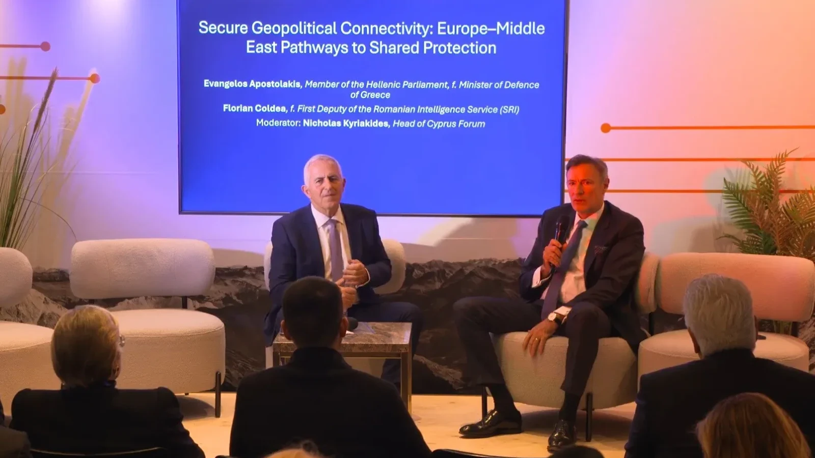 Florian Coldea, la Davos: Ordinea mondială a murit, iar serviciile secrete  vor decide viitorul - Stiripesurse