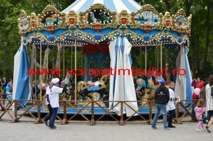 DISTRACŢIE maximă în Parcul Copiilor din Timişoara11 jpg