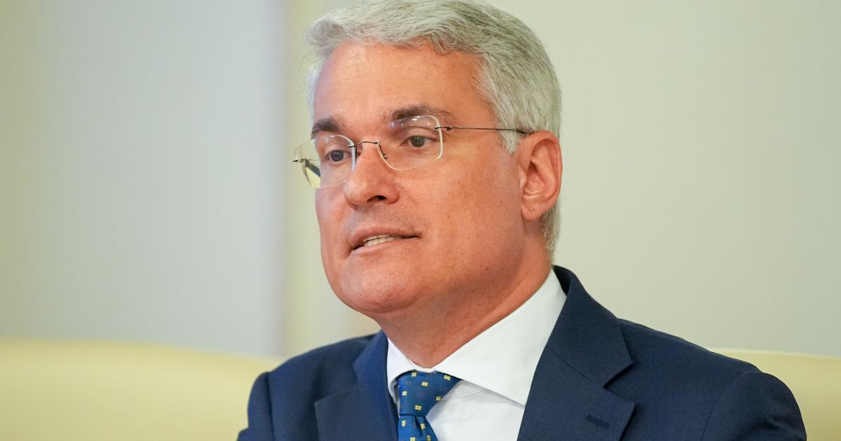 “Ar trebui să vă crape obrazul!”. Reacția ministrului Pîslaru la criticile aduse lui Bolojan