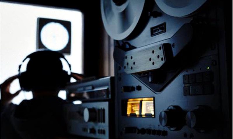 Sorin Grindeanu, in stenogramele aflate in dosarul avocatei prinse cu o spaga de 60.000 de euro: “Are hobby-ul sa toarne la DNA. Ii place!”