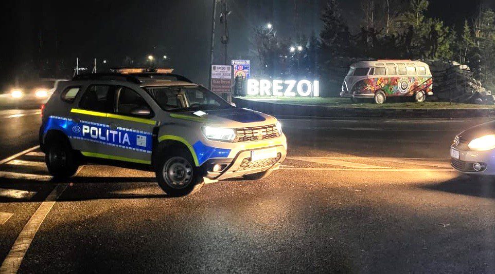 FOTO. Controale nocturne, pe cele mai aglomerate șosele din județul Vâlcea. „Colecție” mare de permise auto – Gazeta Vâlceană