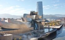 museo_guggenheim_bilbao_31273245344-209x130-9-9