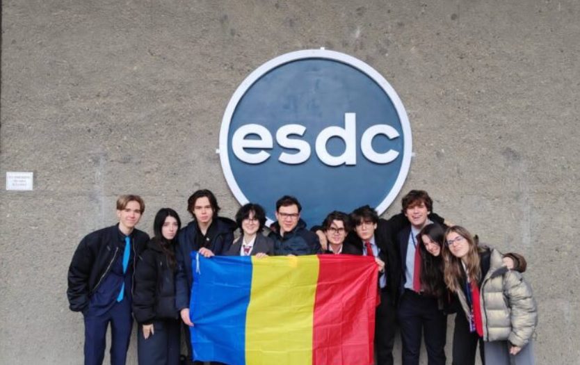 ROMÂNIA A OCUPAT ÎNTREGUL PODIUM, LA CAMPIONATELE EURASIATICE DE DEZBATERI PENTRU ELEVI