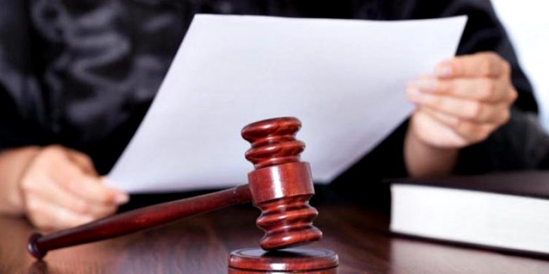 Un barbat din Arad a obtinut un ordin de protectie, dupa ce sotia geloasa l-a batut cu un facalet – IMPACTPRESS