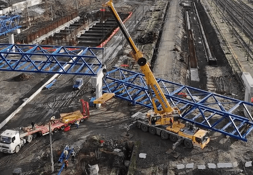 Avansează lucrările la pasarela pietonală de la Gara de Nord din Timișoara