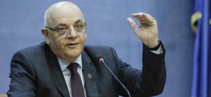 Raed Arafat: Nu e timpul să limităm accesul copiilor la rețelele de socializare? Nu e vorba de cenzură, ci de protecție