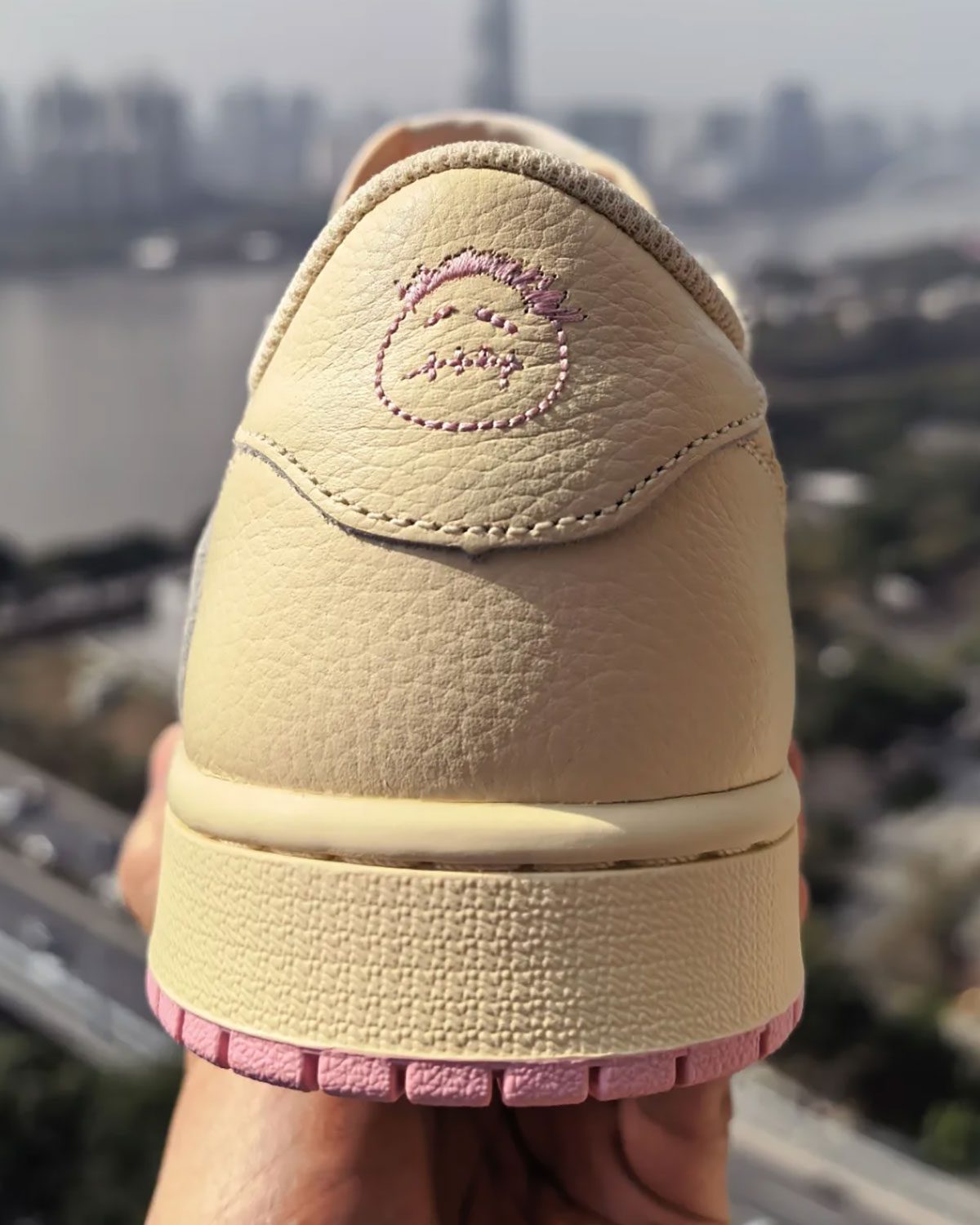 Travis Scott Jordan 1 Low Pink Iq7604 100 2 D2cbb2