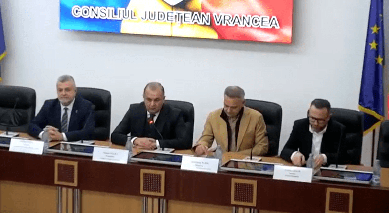 VIDEO | Agricultura Vrancei, în prim-plan la început de an: ministrul Agriculturii, dialog direct cu fermierii județului
