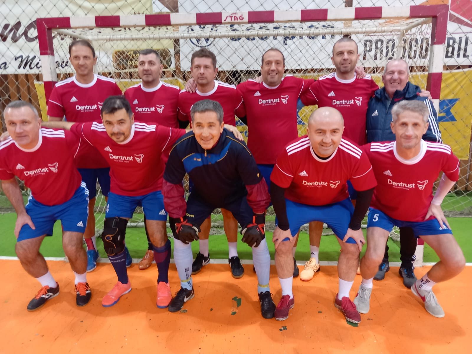 Profesorii București au câștigat Cupa Câmpineanca la minifotbal