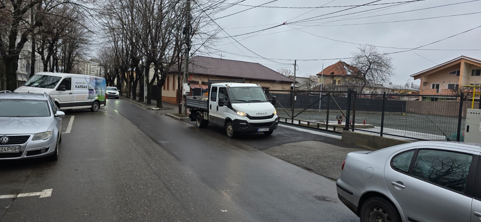 O gură de oxigen pentru traficul din Buzău: parcare privată, lângă Piața Centrală