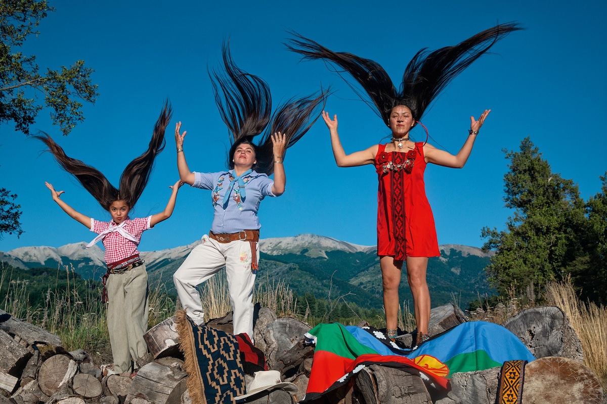 Dynamic photos that celebrate Latin America’s long-haired women
