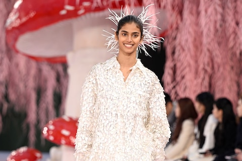 1435402-5 Chanel SS26 couture