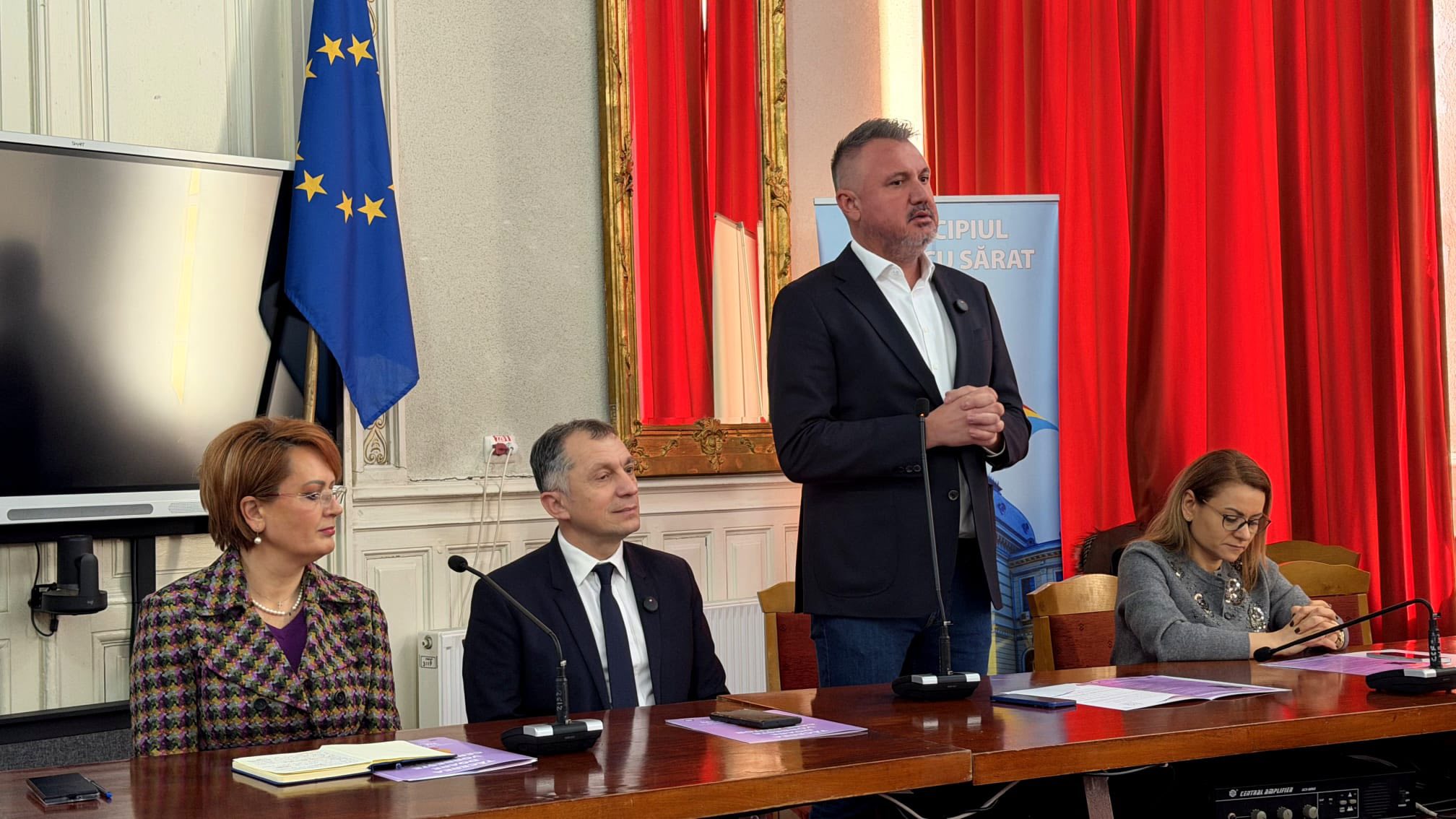 Primăria Râmnicu Sărat: Caravana de prevenție a violenței domestice