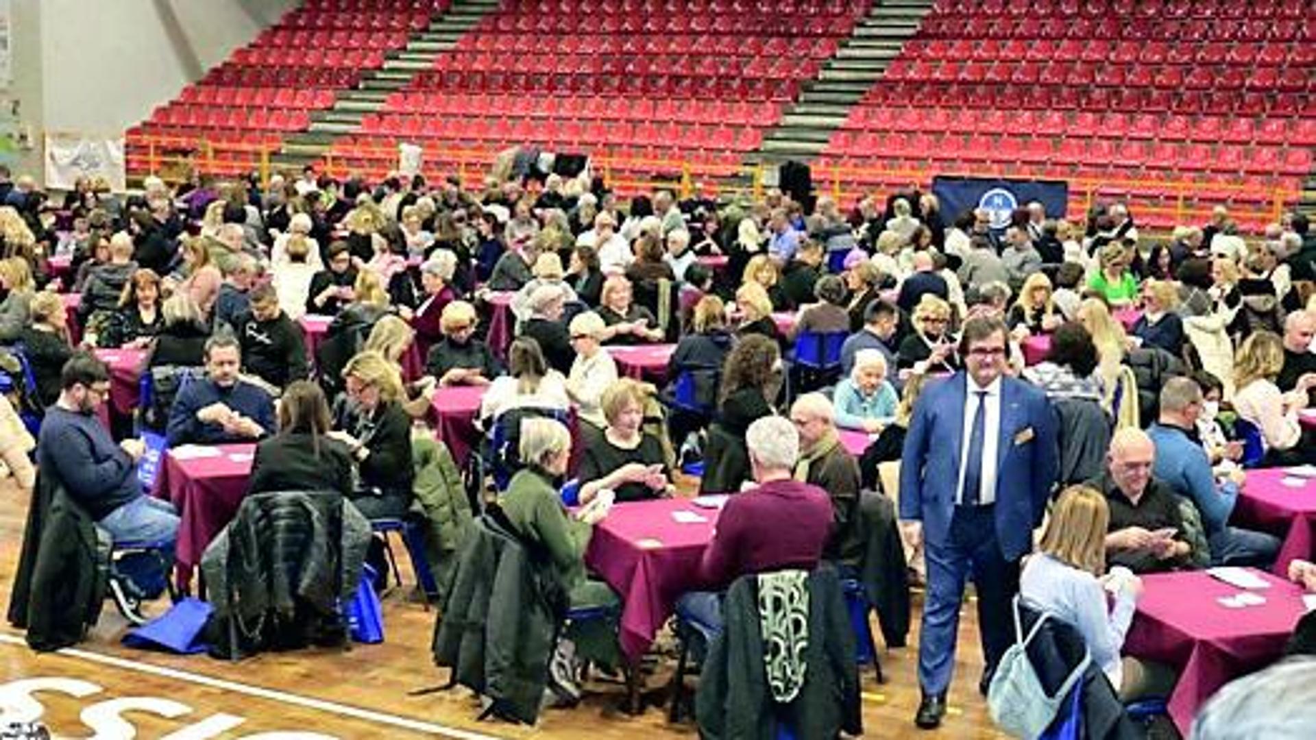 Burraco, al PalaRavizza si sfidano in 416: Alassio si conferma capitale delle carte