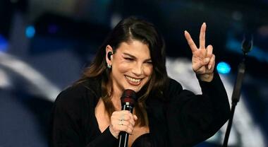 Emma Marrone racconta il tumore: «Ho visto i miei a pezzi, la rabbia mi ha salvata»