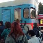 Fse, treni bocciati dai pendolari: pulizia e puntualità da profondo rosso. Si salvano solo i bus. Le pagelle