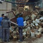 Erchie, boato in via Roma: cede parte di una casa in ristrutturazione. Salvi per miracolo operai e passanti