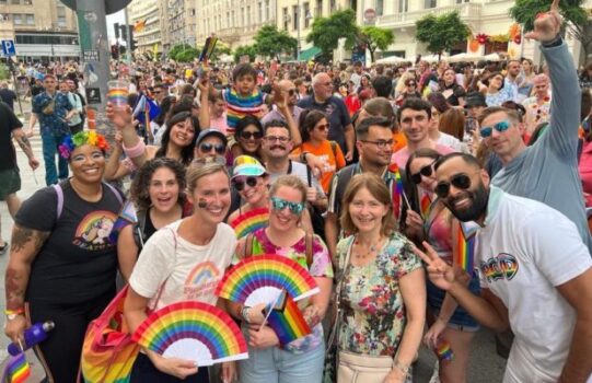 FOTO & VIDEO | Tablourile satanice cu bebeluși pe care le avea Kathleen Kavalec la reședința sa și pentru care a fost executată de Anna Paulina Luna