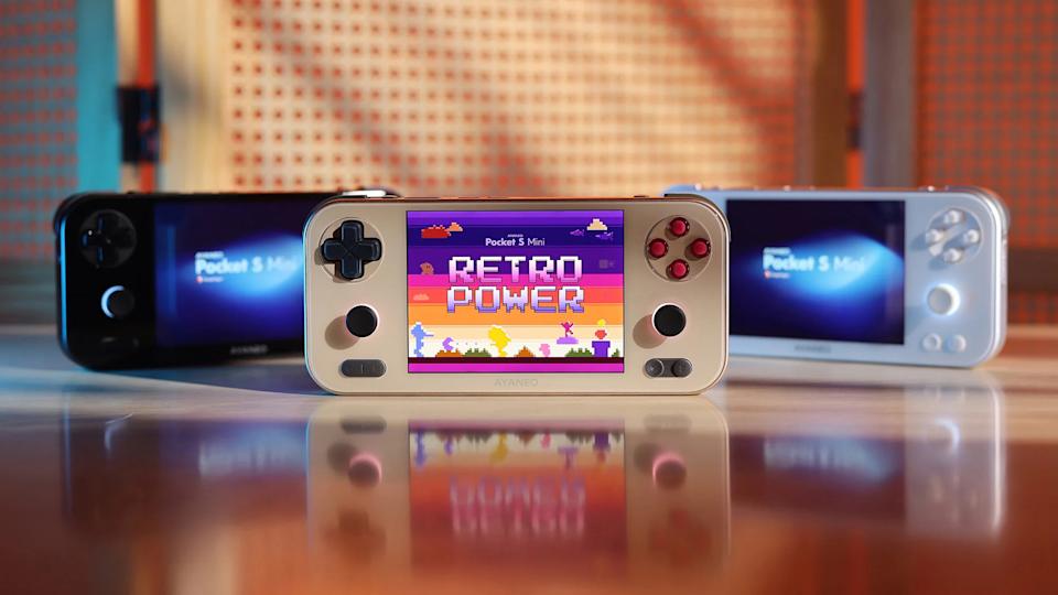 The Ayaneo Pocket S Mini in Obsidian Black, Ice Soul White and Retro Power.