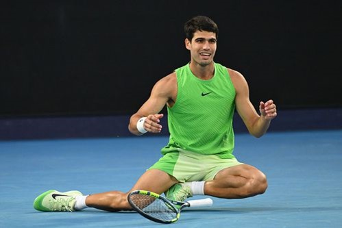 Carlos Alcaraz câștigă Australian Open. Devine cel mai tânăr jucător cu toate titlurile de Grand Slam