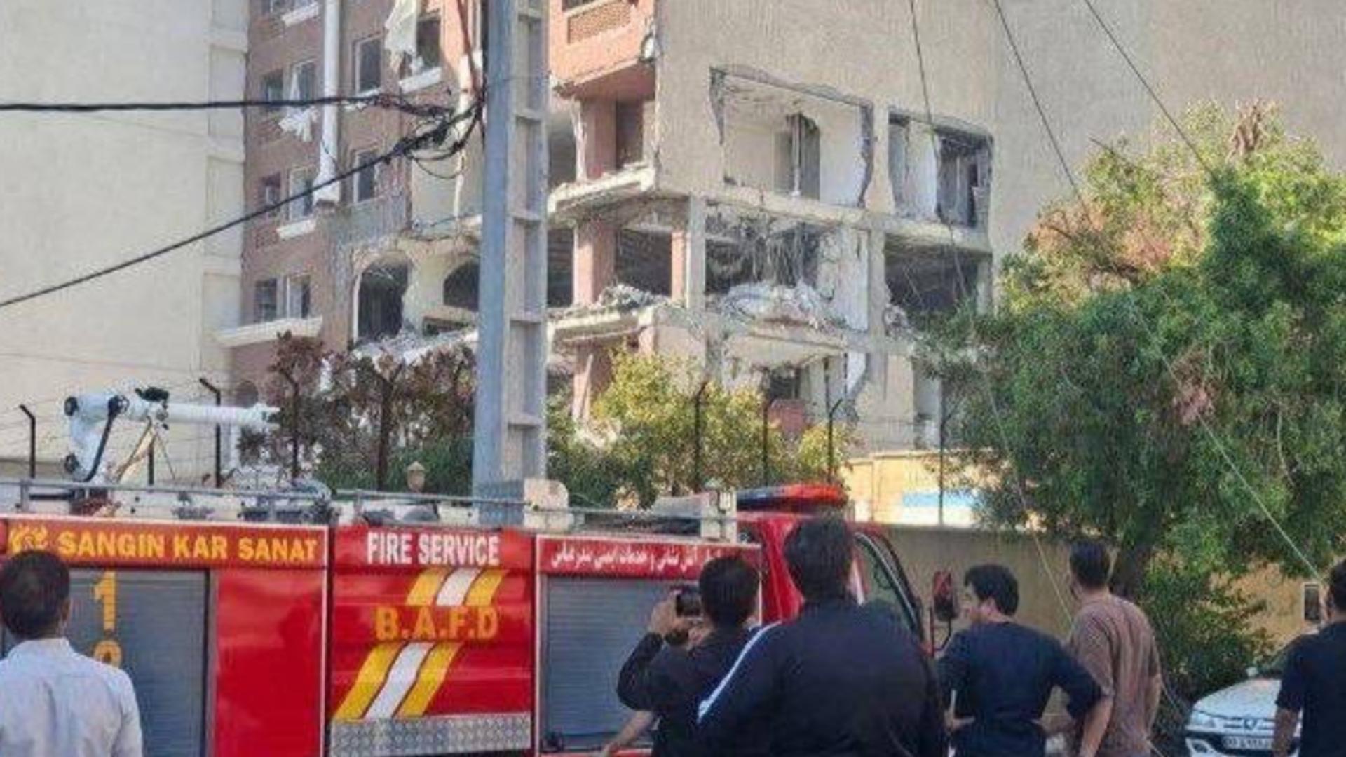 Explozii puternice în Iran: o fetiță a murit, alți 14 au fost răniți. Israelul neagă implicarea. Ipoteze contradictorii privind cauza atacurilor