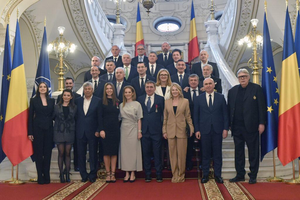 Românul celebru cu salariu la stat de 36.800 de euro pe lună! “Ce vă mai place să le numărați banii altora”