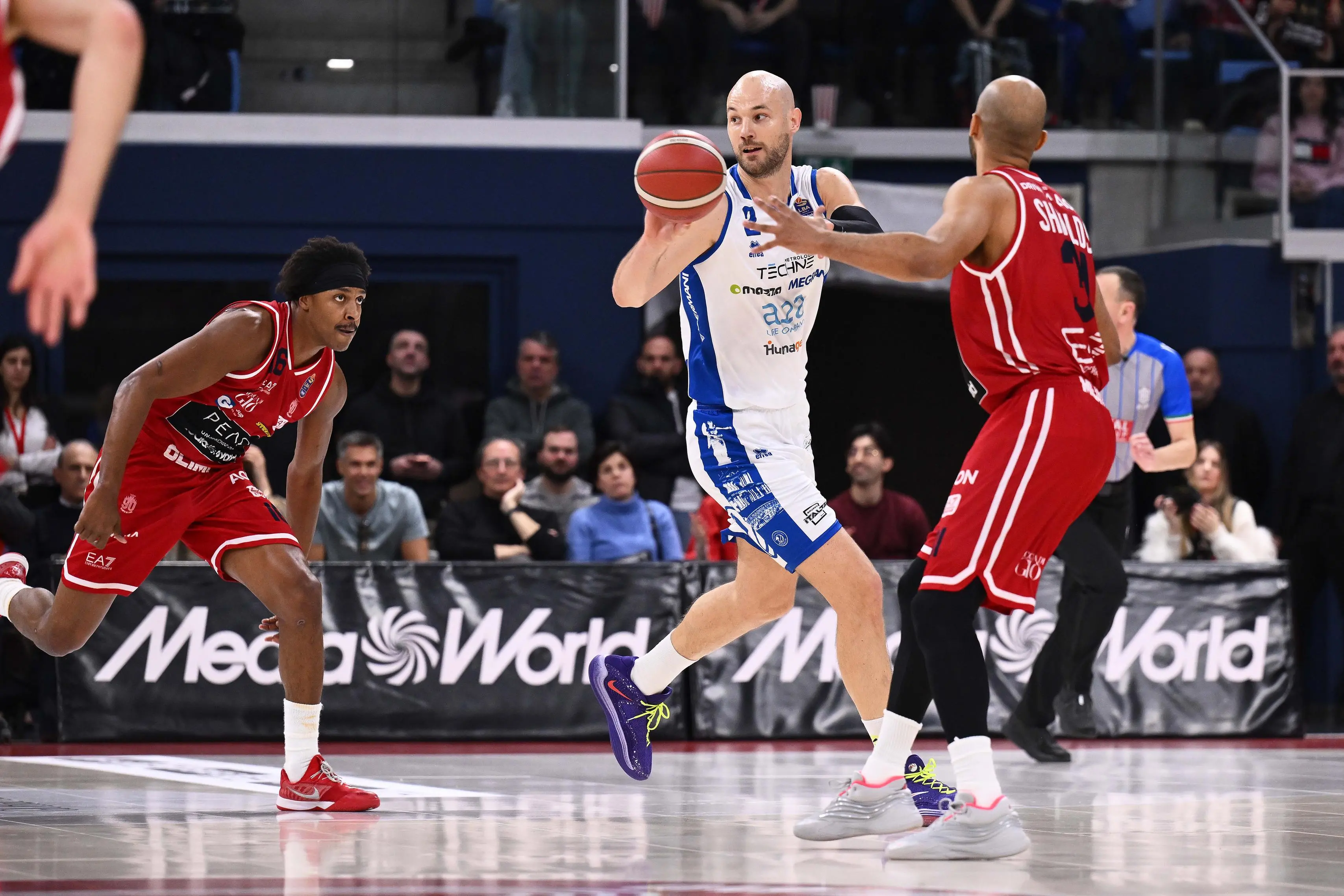Basket, gli scatti di Olimpia Milano-Germani