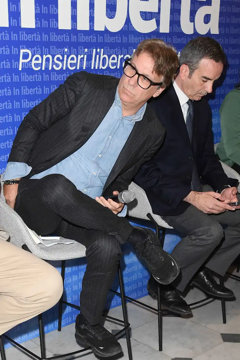 nicola-porro-2212298_800_q50