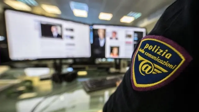 Caso Ashkar, in chat chiedeva «video con bambini vestiti sexy»