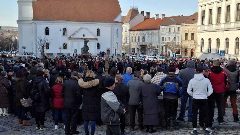 Proteste la Odorheiul Secuiesc și Miercurea Ciuc împotriva majorării taxelor şi impozitelor. Lozinci împotriva UDMR și a guvernului